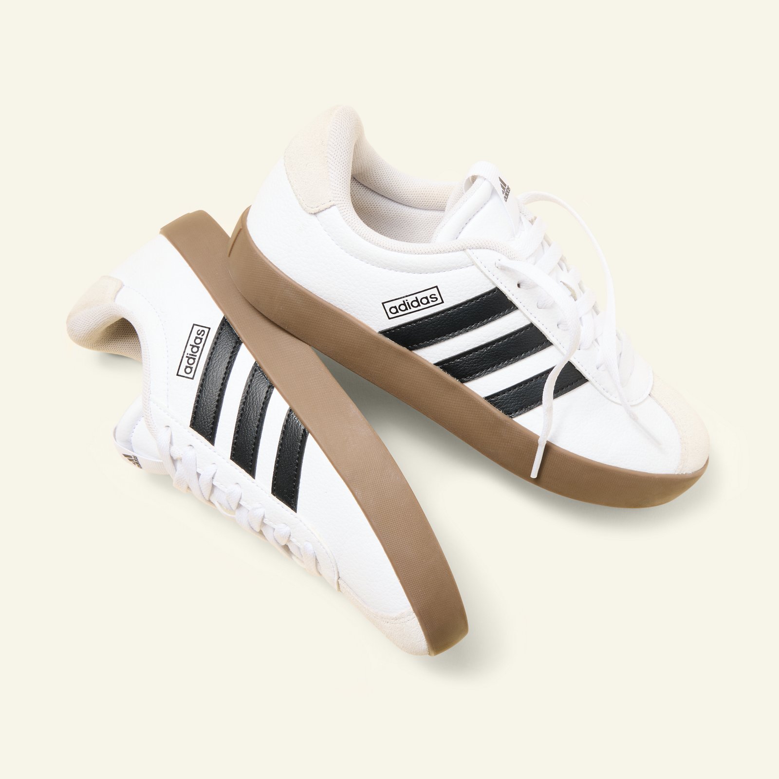 shoes-featured-categories-sneakers & Athletic