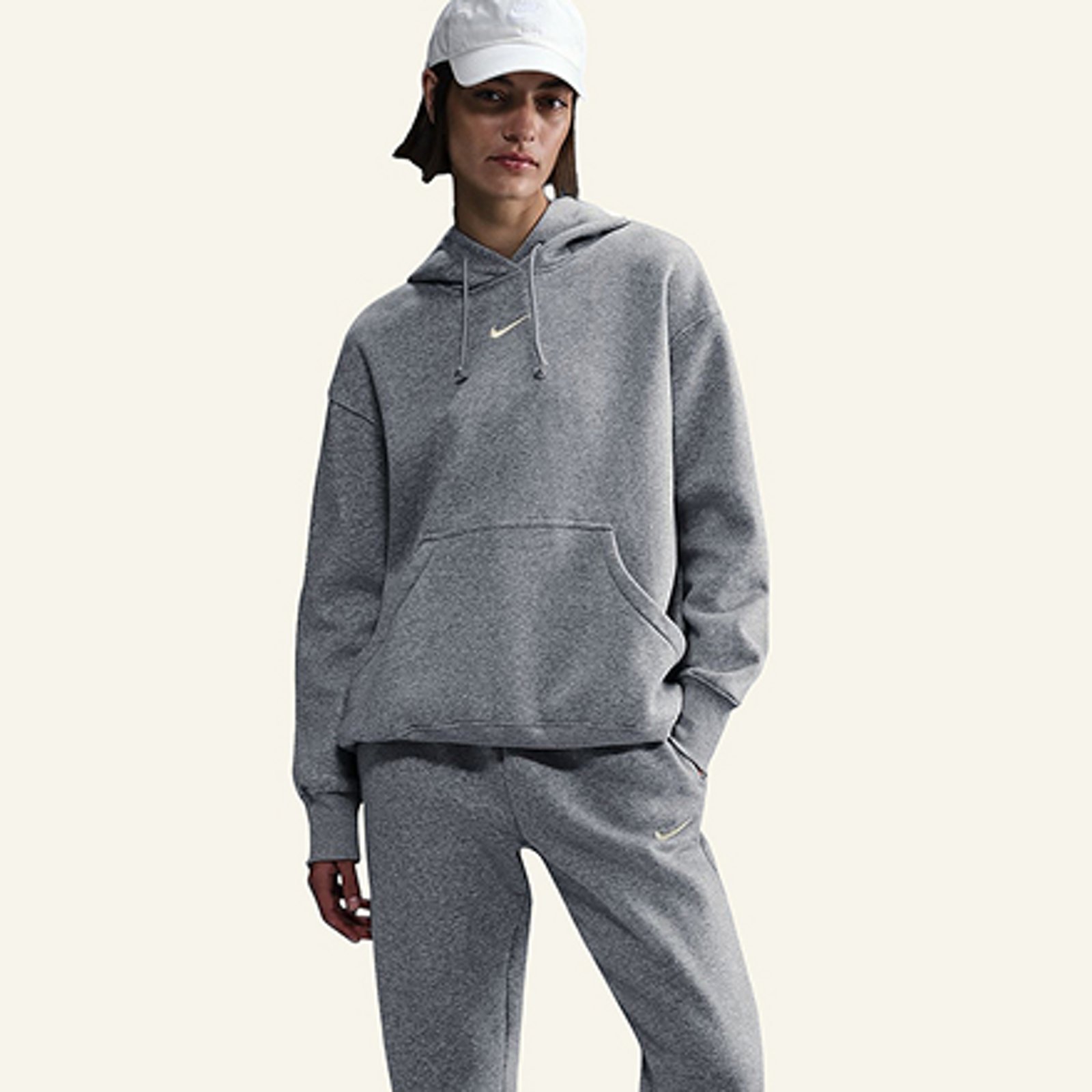 Sweatshirts & Sweatpants 