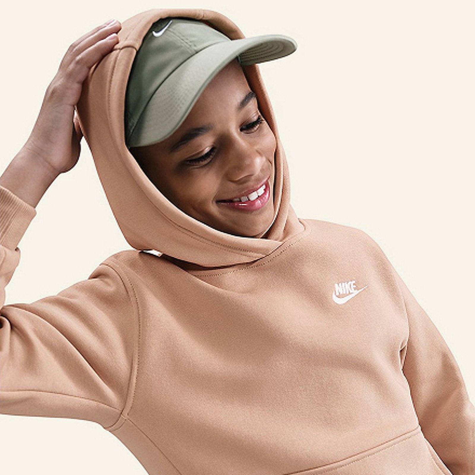 Sweatshirts & Sweatpants