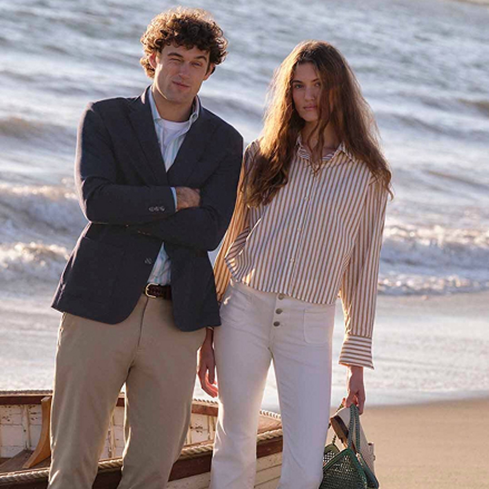 classic-costal-trend-clean-stripes