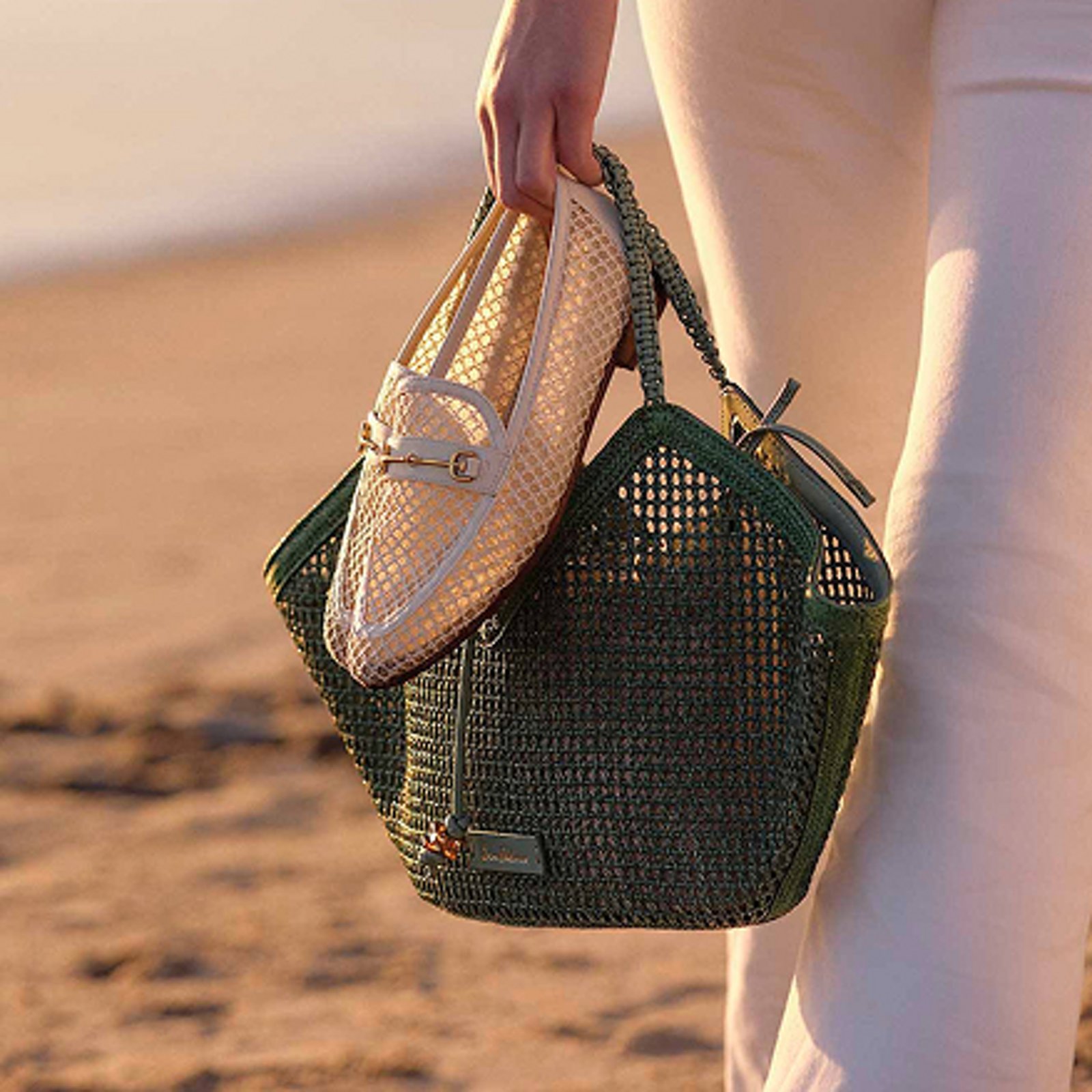 classic-costal-trend-mesh