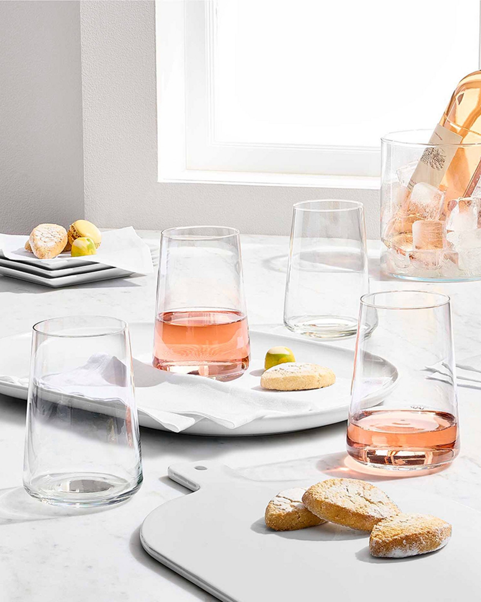 Home-trend-whats-trending-now-at-home-bartender-test-dt-mew