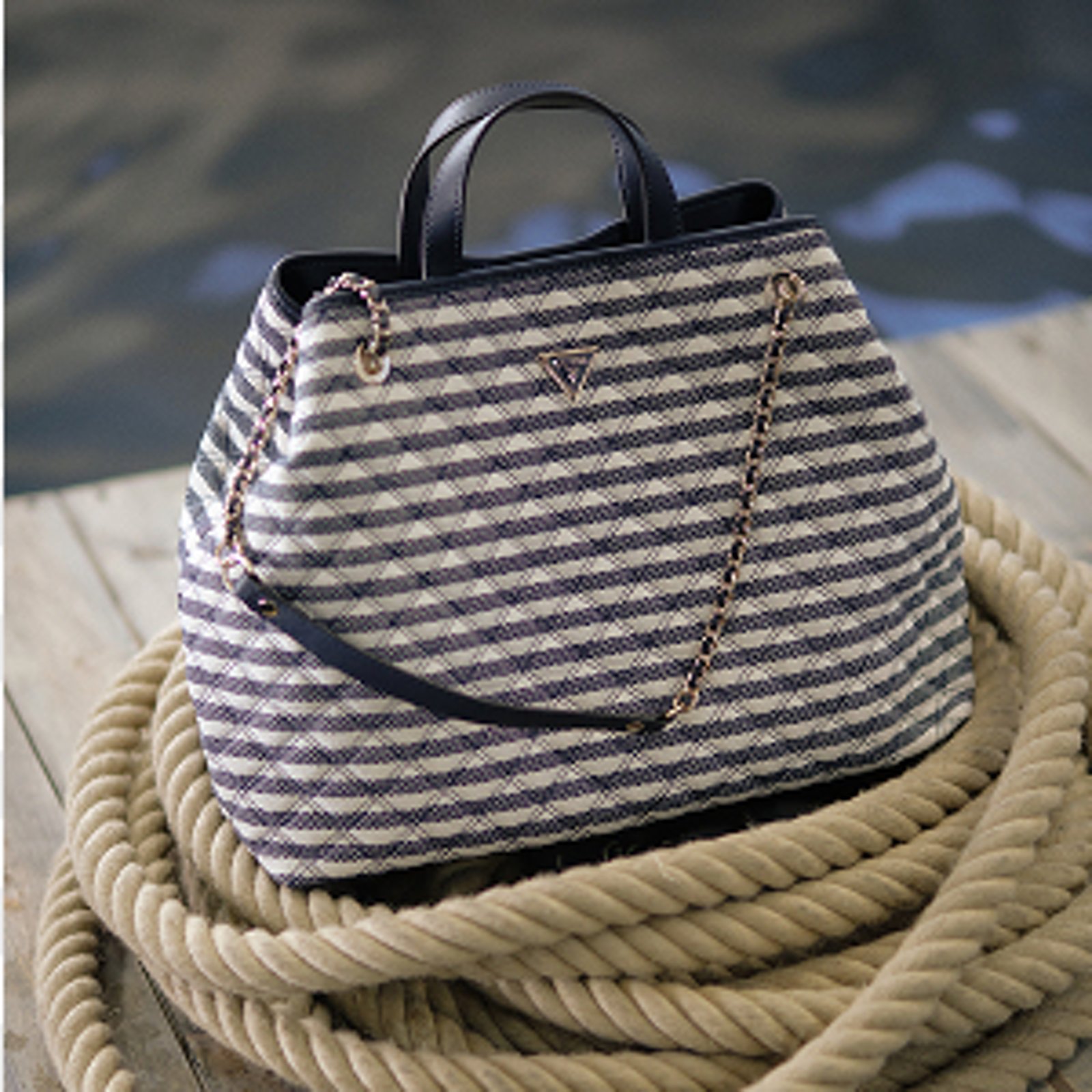 spring-trends-classic-coastal-must-haves-nautical-details